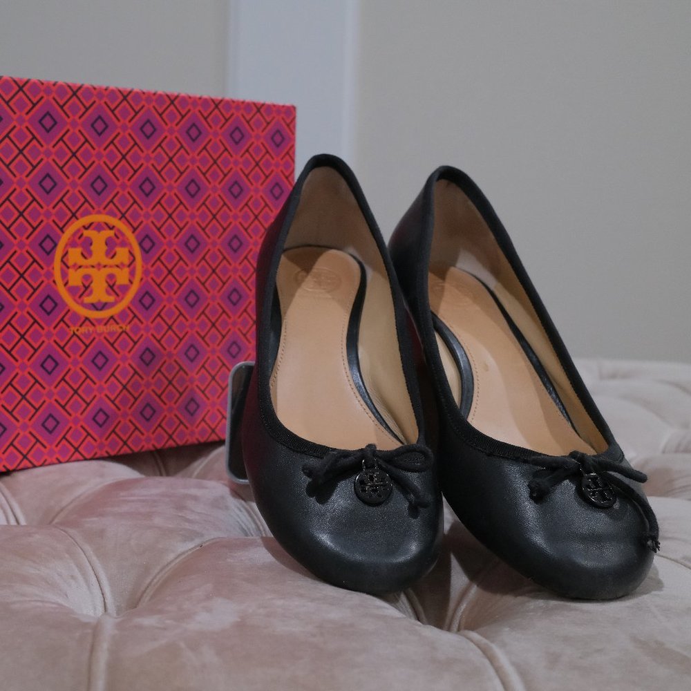 Tory Burch MULTI-LOGO WEDGE Size 7
